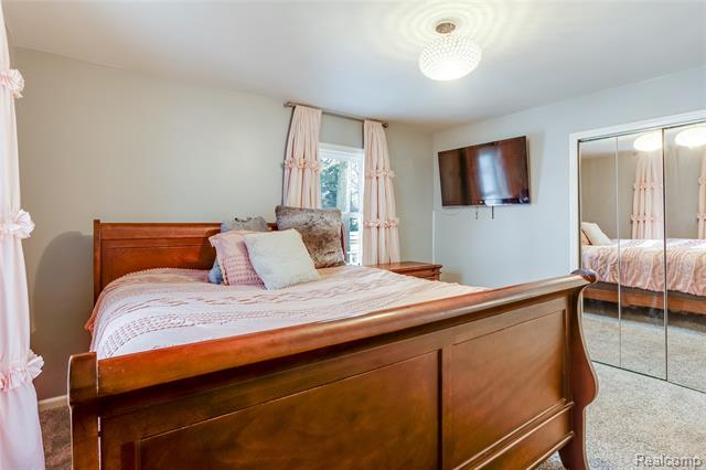 Builiding view twelve for 3444 Riverside, Port Huron, MI. 48060