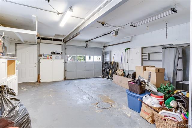 Builiding view twenty five for 3444 Riverside, Port Huron, MI. 48060