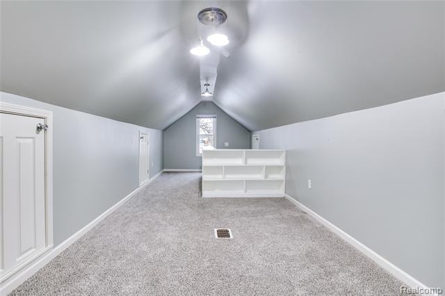 Builiding view twenty one for 3444 Riverside, Port Huron, MI. 48060