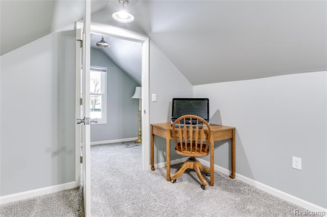 Builiding view twenty for 3444 Riverside, Port Huron, MI. 48060