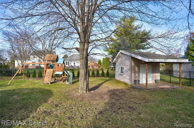 Builiding view seven for 3948 Stoney Ridge, Fort Gratiot, MI. 48059