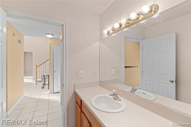 Builiding view thirty five for 3948 Stoney Ridge, Fort Gratiot, MI. 48059