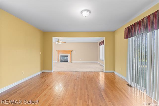 Builiding view twenty five for 3948 Stoney Ridge, Fort Gratiot, MI. 48059