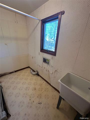 Builiding view eight for 4233 State, Fort Gratiot, MI. 48059