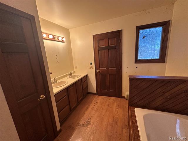 Builiding view fifteen for 4233 State, Fort Gratiot, MI. 48059