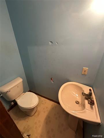 Builiding view nine for 4233 State, Fort Gratiot, MI. 48059