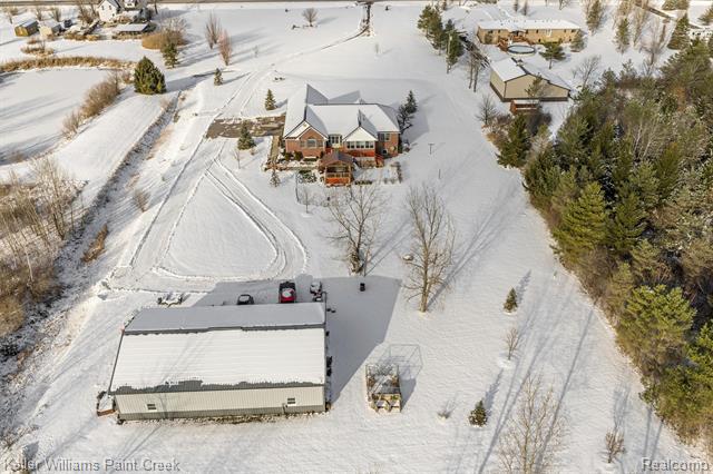 Builiding view forty eight for 15289 Imlay City, Capac, MI. 48014