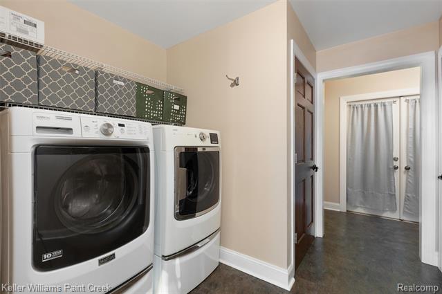 Builiding view thirty one for 15289 Imlay City, Capac, MI. 48014