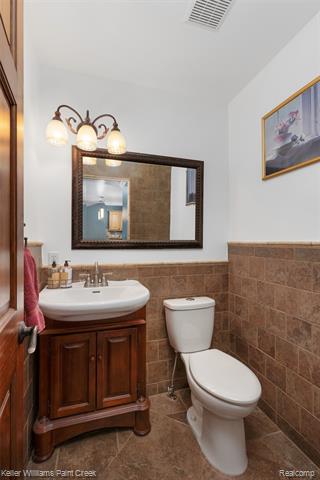 Builiding view twenty two for 15289 Imlay City, Capac, MI. 48014