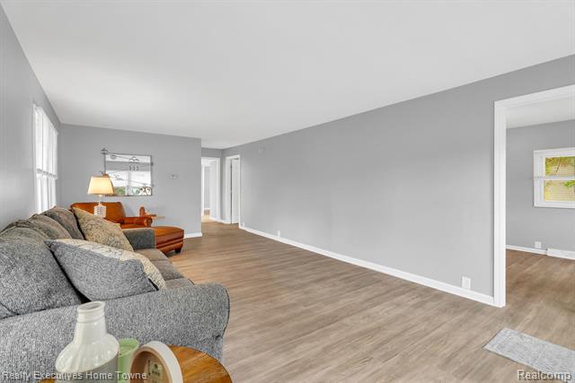 Builiding view five for 3932 Parker, Fort Gratiot, MI. 48059