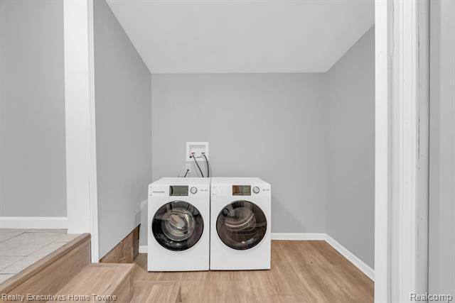 Builiding view twenty four for 3932 Parker, Fort Gratiot, MI. 48059