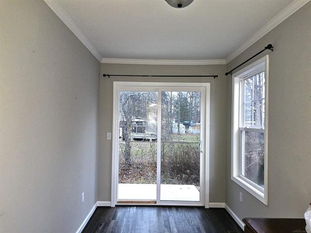 Builiding view twenty one for 3865 Krafft, Fort Gratiot, MI. 48059