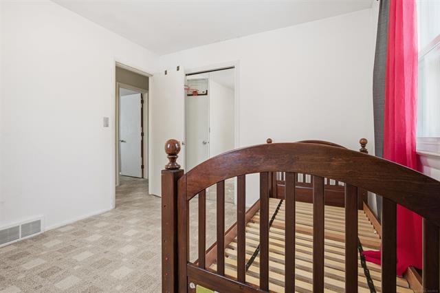 Builiding view eight for 1828 Kennelworth, Port Huron, MI. 48060