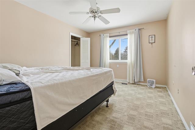 Builiding view twenty four for 1828 Kennelworth, Port Huron, MI. 48060