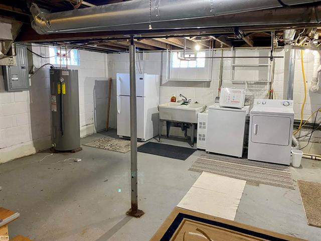 Builiding view twenty four for 203 Kempf, Capac, MI. 48014