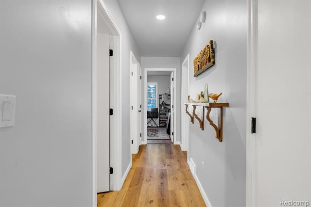 Builiding view eighteen for 5569 Lakeshore, Fort Gratiot, MI. 48059