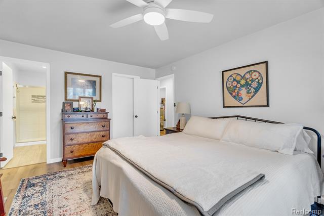 Builiding view twenty two for 5569 Lakeshore, Fort Gratiot, MI. 48059