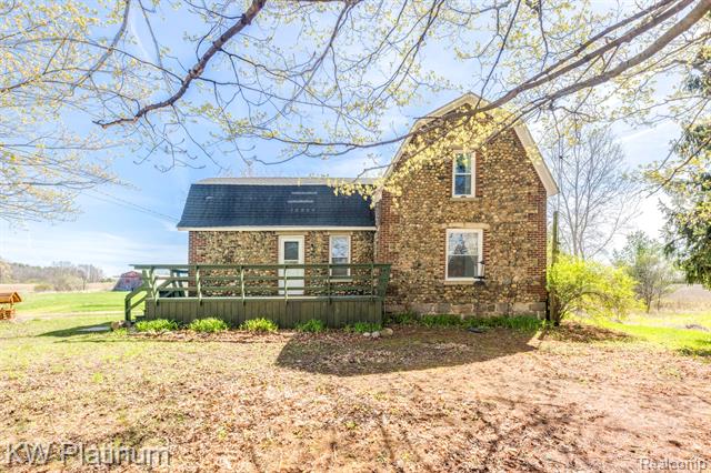 front view for 6674 Welch Rd, Yale, Mi. 48097