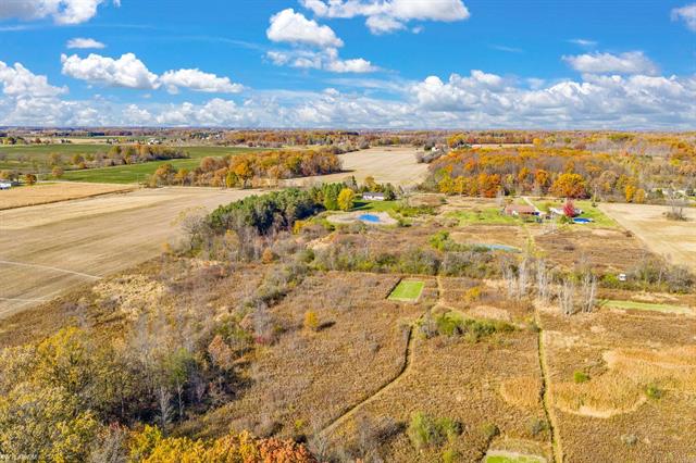 Builiding view fifty two for 15183 Yale, Yale, MI. 48097