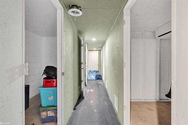 Builiding view thirty eight for 15183 Yale, Yale, MI. 48097