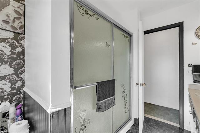 Builiding view thirty three for 15183 Yale, Yale, MI. 48097