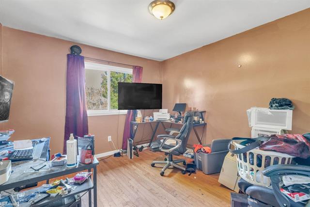 Builiding view thirty for 15183 Yale, Yale, MI. 48097