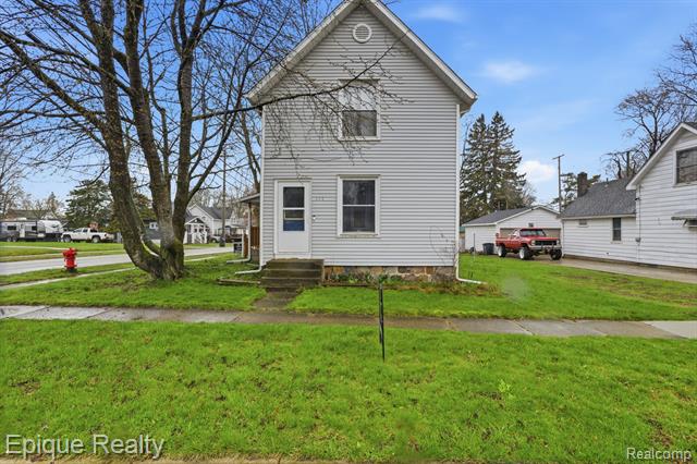 front view for 117 Mary St, Yale, Mi. 48097