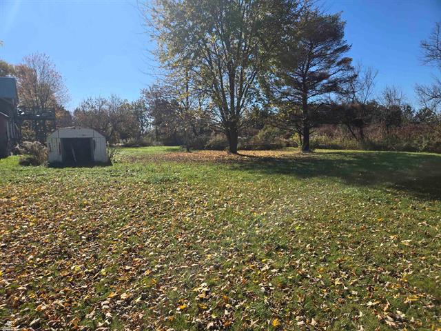 Builiding view ten for 7864 Yale, Avoca, MI. 48006