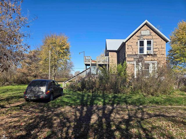 Builiding view two for 7864 Yale, Avoca, MI. 48006