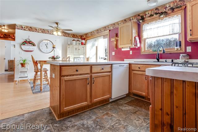 Builiding view five for 8662 Mason, Yale, MI. 48097