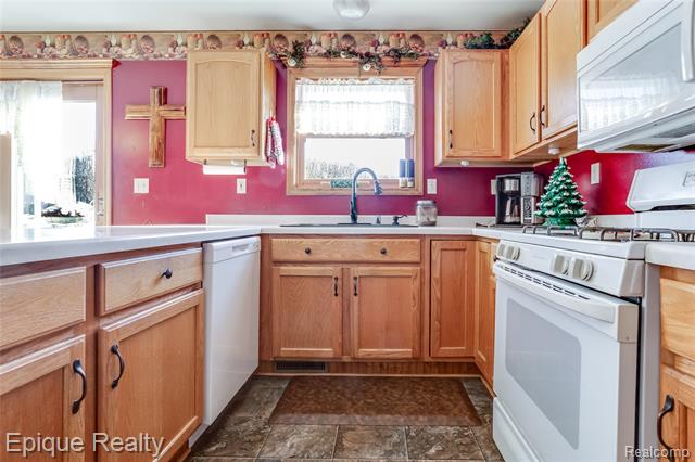 Builiding view six for 8662 Mason, Yale, MI. 48097