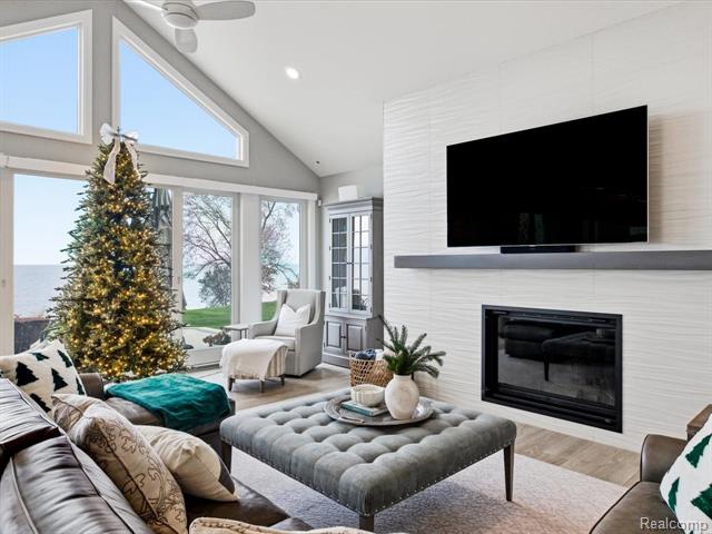 Builiding view nine for 8442 Lakeshore, Fort Gratiot, MI. 48059