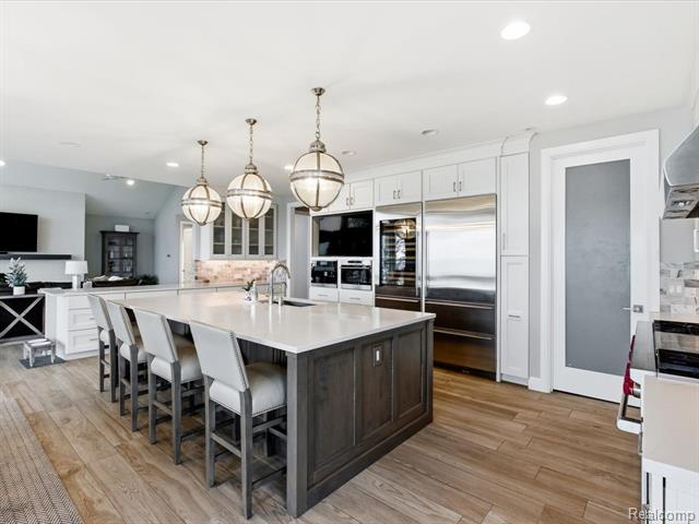 Builiding view sixteen for 8442 Lakeshore, Fort Gratiot, MI. 48059