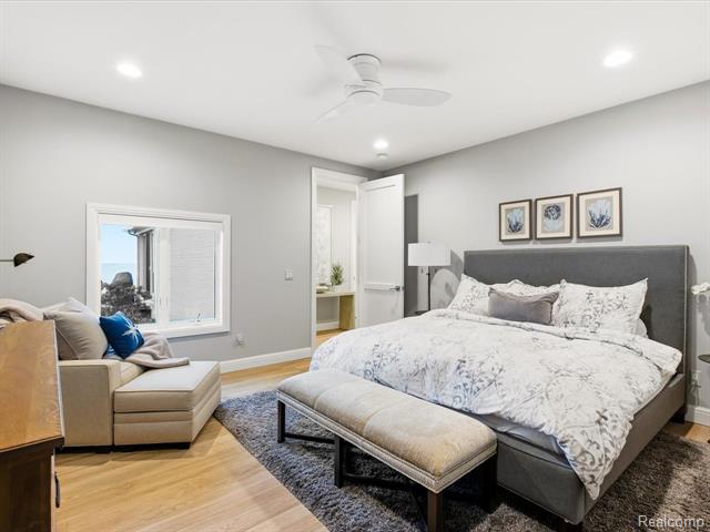 Builiding view twenty eight for 8442 Lakeshore, Fort Gratiot, MI. 48059