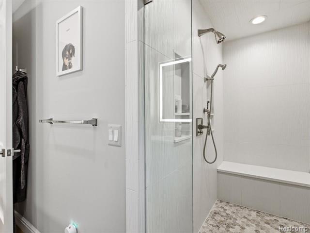 Builiding view twenty four for 8442 Lakeshore, Fort Gratiot, MI. 48059