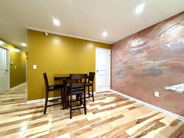 Builiding view seven for 22727 Renford, Novi, MI. 48375