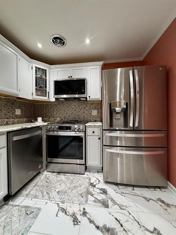 Builiding view thirteen for 22727 Renford, Novi, MI. 48375