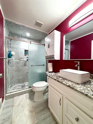 Builiding view twenty three for 22727 Renford, Novi, MI. 48375