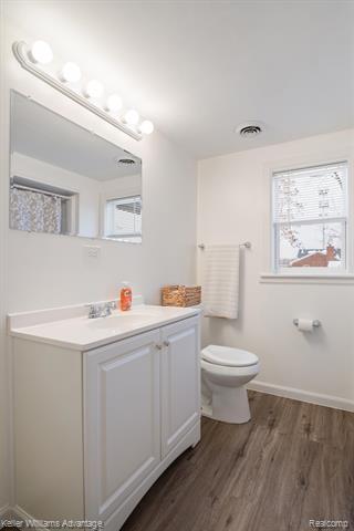 Builiding view fourteen for 20406 Floral, Livonia, MI. 48152