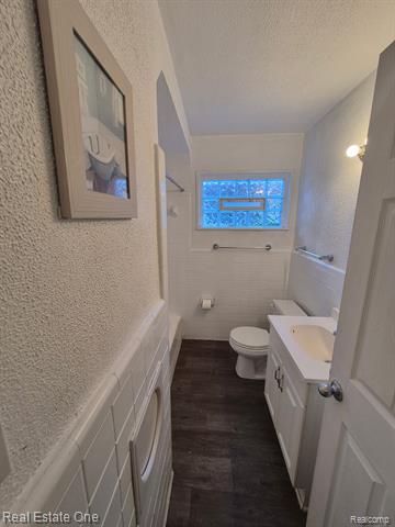 Builiding view five for 20548 Poinciana, Redford, MI. 48240
