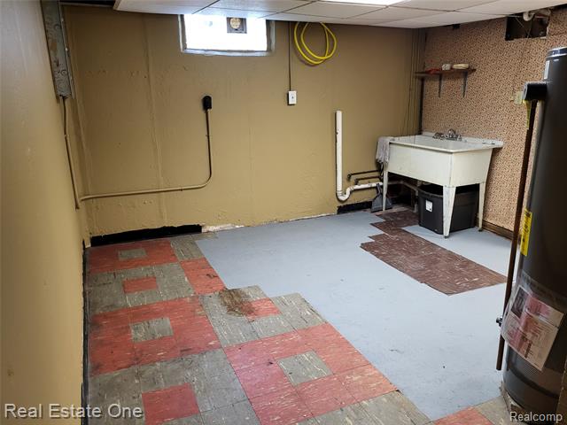 Builiding view fourteen for 20548 Poinciana, Redford, MI. 48240