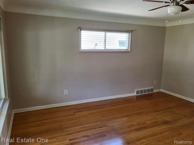 Builiding view nine for 20548 Poinciana, Redford, MI. 48240