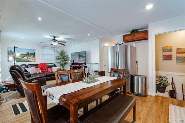 Builiding view ten for 20548 Gaylord, Redford, MI. 48240