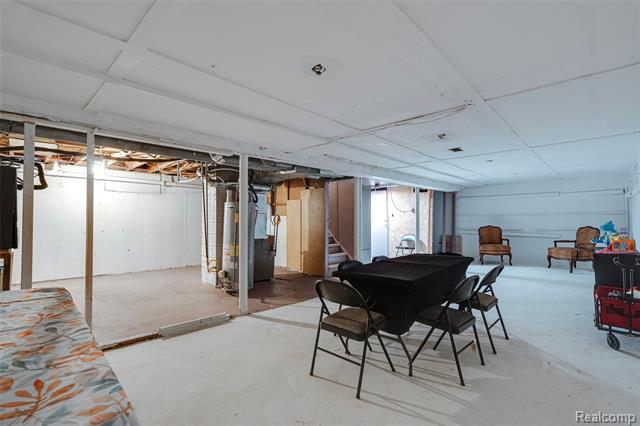 Builiding view twenty one for 20548 Gaylord, Redford, MI. 48240