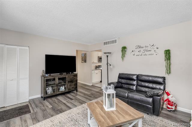 Builiding view five for 9796 Van Buren, Belleville, MI. 48111