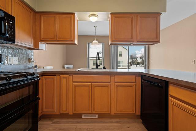 Builiding view twelve for 9639 Hampton, Belleville, MI. 48111