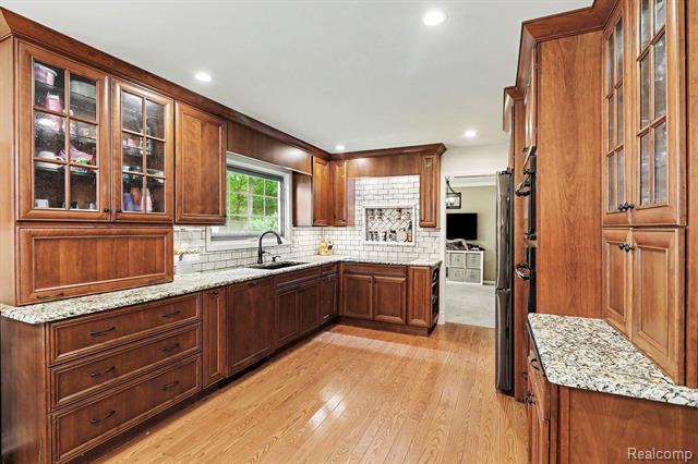 Builiding view three for 20145 Woodbend, Northville, MI. 48167