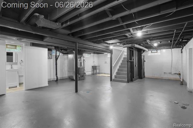 Builiding view twenty four for 43600 Crowley, Belleville, MI. 48111
