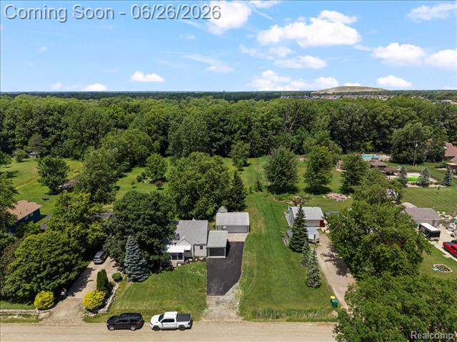 Builiding view twenty seven for 43600 Crowley, Belleville, MI. 48111