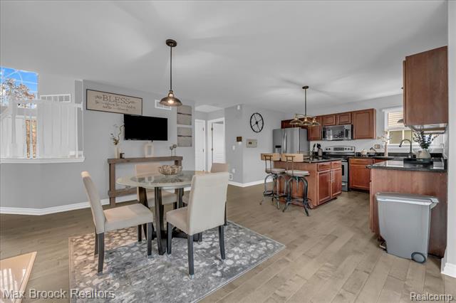 Builiding view seven for 7300 Canterbury, Romulus, MI. 48174